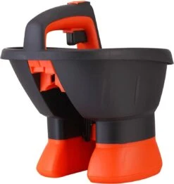 FUXTEC Strooier - Universele Handstrooier - Zoutstrooier - Kunstmeststrooier - Werkt Op Batterijen (geleverd Zonder Batterij) - FX-US270 9 FUXTEC Strooier - Universele Handstrooier - Zoutstrooier - Kunstmeststrooier - Werkt Op Batterijen (geleverd Zonder Batterij) - FX-US270 -Tuingereedschap Winkel 1131x1200 2