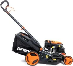 FUXTEC Grasmaaier Benzine - 46cm - Zelfrijdend / Zelftrekkend / Achterwielaandrijving - Mulchfunctie - Opvangbak 50L - FX-RM4646 22 FUXTEC Grasmaaier Benzine - 46cm - Zelfrijdend / Zelftrekkend / Achterwielaandrijving - Mulchfunctie - Opvangbak 50L - FX-RM4646 -Tuingereedschap Winkel 1200x1074
