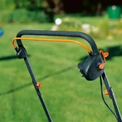 GARDENA EVC 1000 Verticuteermachine - Werkbreedte 30 Cm - Werkgebied 600m2 -Tuingereedschap Winkel 1200x1200 286