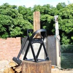 Lighted Lifestyle™| Houtklover Voor Aanmaakhout Incl. Kloofhamer - Houtsplijter - Houtkliever - Snel Haardhout - Gietijzer - Incl. Schroeven 15 Lighted Lifestyle™| Houtklover Voor Aanmaakhout Incl. Kloofhamer - Houtsplijter - Houtkliever - Snel Haardhout - Gietijzer - Incl. Schroeven -Tuingereedschap Winkel 1200x1200 733