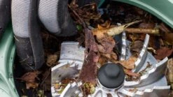 Bosch UniversalGardenTidy 2300 Bladblazer - Op Snoer - 2300 W -Tuingereedschap Winkel 1200x675 2