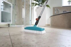 GARDENA Combisysteem - Schrobber - Werkbreedte 30 Cm - Aanbevolen Steellengte 130/150 Cm 15 GARDENA Combisysteem - Schrobber - Werkbreedte 30 Cm - Aanbevolen Steellengte 130/150 Cm -Tuingereedschap Winkel 1200x799 131