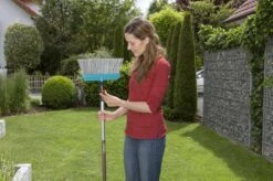 GARDENA Combisystem Terrasbezem - Breedte 32cm - Geadviseerde Steellengte 130cm 22 GARDENA Combisystem Terrasbezem - Breedte 32cm - Geadviseerde Steellengte 130cm -Tuingereedschap Winkel 1200x799 132