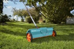 GARDENA Combisysteem Strooiwagen - 40 Cm Strooibreedte - Inhoud 3 Liter - Geschikt Voor 100m² 14 GARDENA Combisysteem Strooiwagen - 40 Cm Strooibreedte - Inhoud 3 Liter - Geschikt Voor 100m² -Tuingereedschap Winkel 1200x799 94