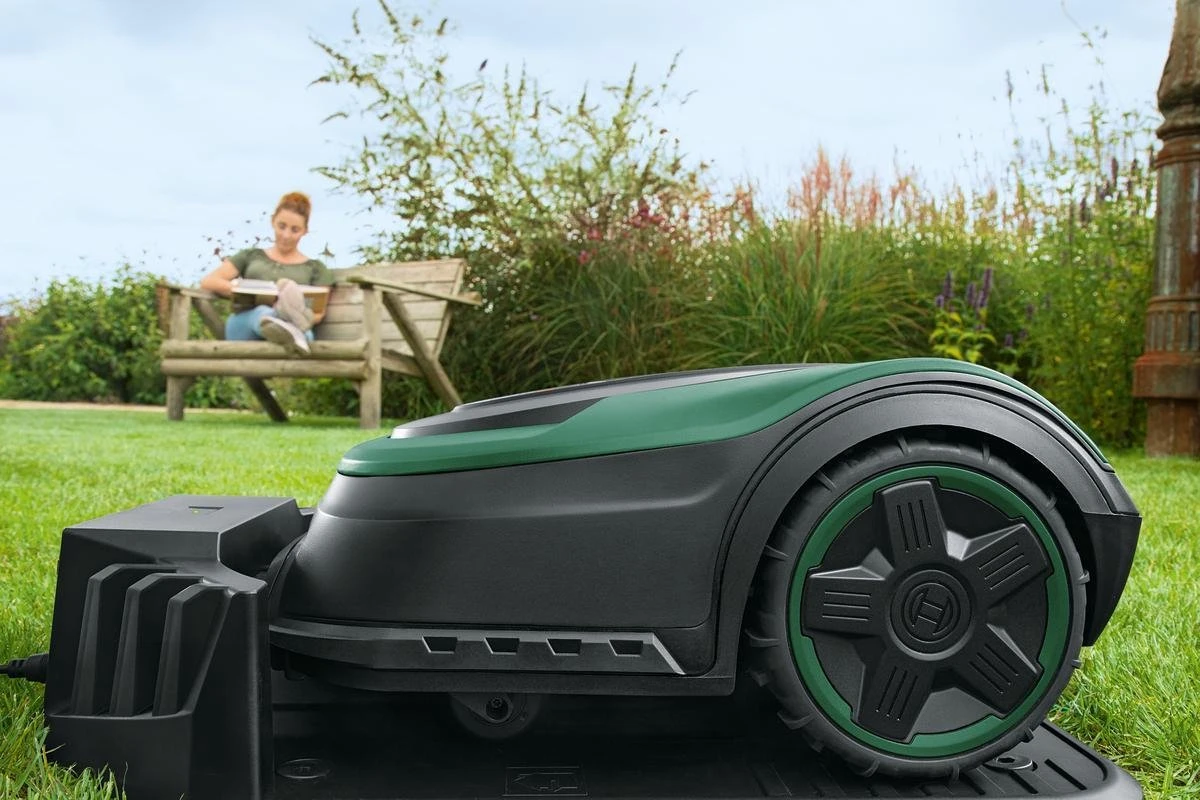 Bosch Indego S+ 500 Robotmaaier - Voor Gazons Tot 500 M2 - Incl. Laadstation En Accessoires - Connected 13 Bosch Indego S+ 500 Robotmaaier - Voor Gazons Tot 500 M2 - Incl. Laadstation En Accessoires - Connected - Afbeelding 11