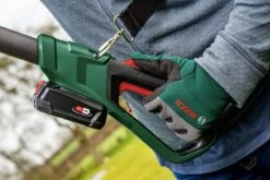 Bosch UniversalHedgePole 18 Heggenschaar Op Steel - Met 18 V Accu En Lader -Tuingereedschap Winkel 1200x800 65