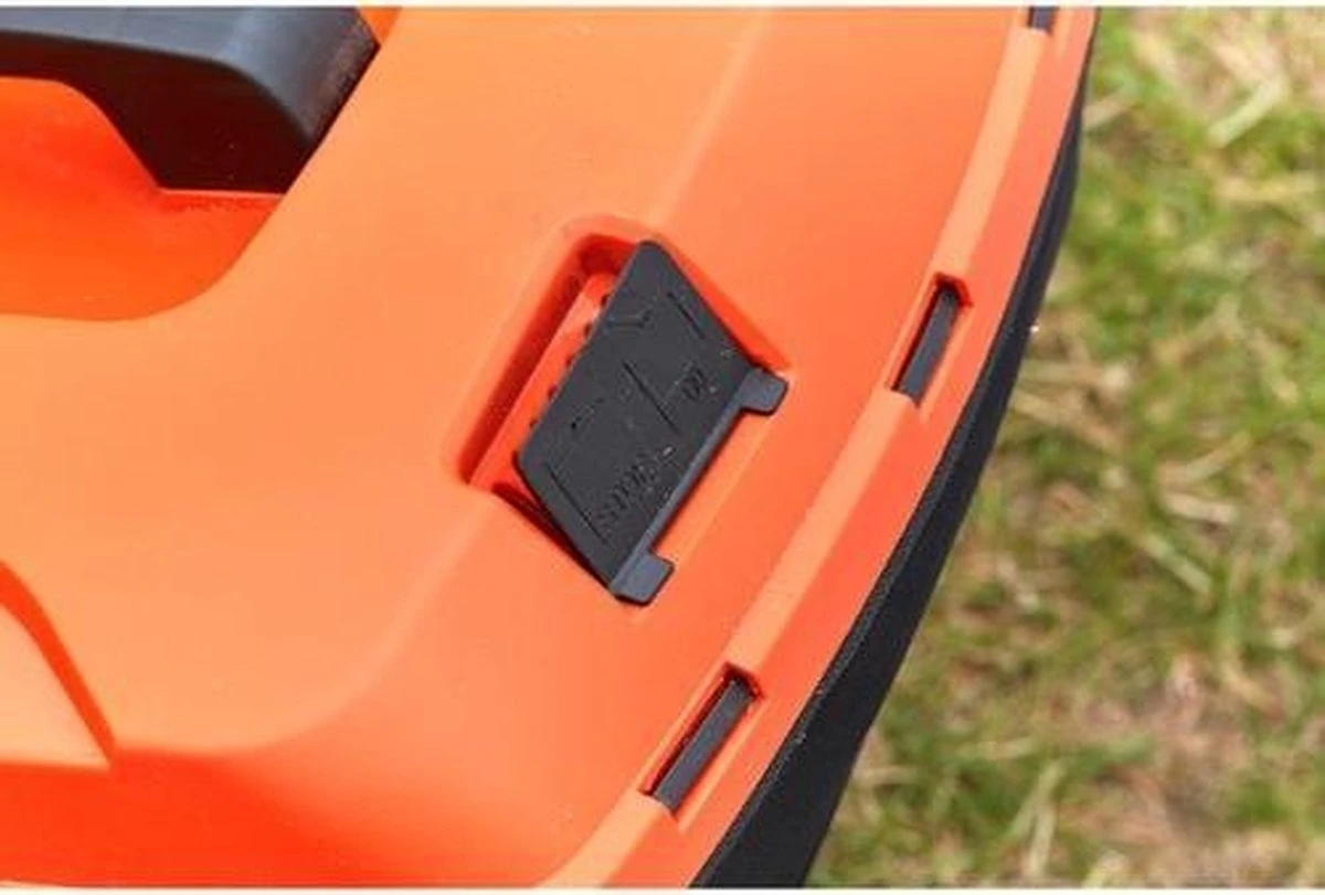 Black & Decker BLACK+DECKER BCMW3318N-XJ Grasmaaier - 18V - 33cm - Excl. Accu & Lader 12 Black & Decker BLACK+DECKER BCMW3318N-XJ Grasmaaier - 18V - 33cm - Excl. Accu & Lader - Afbeelding 10