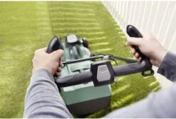 Bosch CityMower 18-300 Accu Grasmaaier - Met 1 X 18 V Accu En Lader 28 Bosch CityMower 18-300 Accu Grasmaaier - Met 1 X 18 V Accu En Lader -Tuingereedschap Winkel 1200x813 3