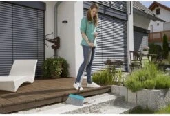GARDENA Combisystem Terrasbezem - Breedte 32cm - Geadviseerde Steellengte 130cm 17 GARDENA Combisystem Terrasbezem - Breedte 32cm - Geadviseerde Steellengte 130cm -Tuingereedschap Winkel 1200x822 2