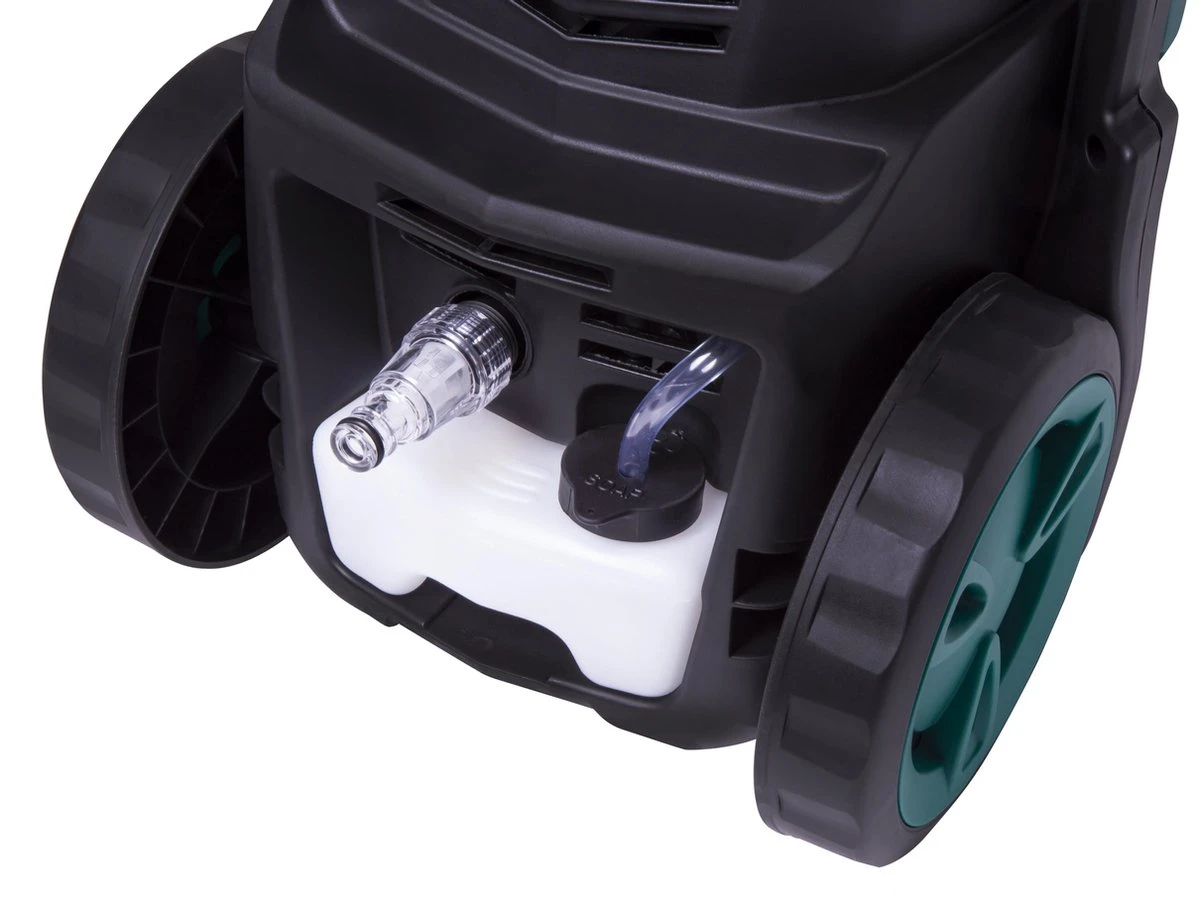 VONROC Hogedrukreiniger V18-2 1800W – 140 Bar – 420 L/h – Incl. 8m Slang, Geïntegreerde Reinigingsmiddelen Tank, Terrasreiniger, Spuitstukken En Accessoires 6 VONROC Hogedrukreiniger V18-2 1800W – 140 Bar – 420 L/h – Incl. 8m Slang, Geïntegreerde Reinigingsmiddelen Tank, Terrasreiniger, Spuitstukken En Accessoires - Afbeelding 4