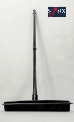 Synx Tools Zachte Bezem Rubberen Zwart 30cm Vloertrekker Binnen Bezem - Pet Hair Remover Bezems - Huisdierhaar Verwijderaar En Kappersbezem Met Steel - Vloertrekkers Met Bezemsteel - Vloertrekker Badkamer - 60/120 Cm Steel -Tuingereedschap Winkel 729x1200
