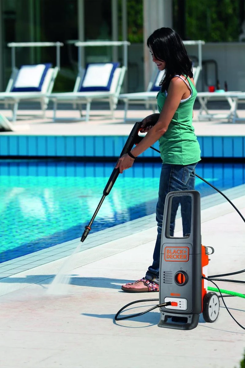 Black & Decker BLACK+DECKER Hogedrukreiniger BXPW1600PE - 1600 Watt - 125 Bar - 420 L/u - Verrijdbaar 7 Black & Decker BLACK+DECKER Hogedrukreiniger BXPW1600PE - 1600 Watt - 125 Bar - 420 L/u - Verrijdbaar - Afbeelding 5