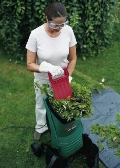 Bosch AXT Rapid 2200 Hakselaar - 2200 W - 90 Kg/u 13 Bosch AXT Rapid 2200 Hakselaar - 2200 W - 90 Kg/u -Tuingereedschap Winkel 862x1200