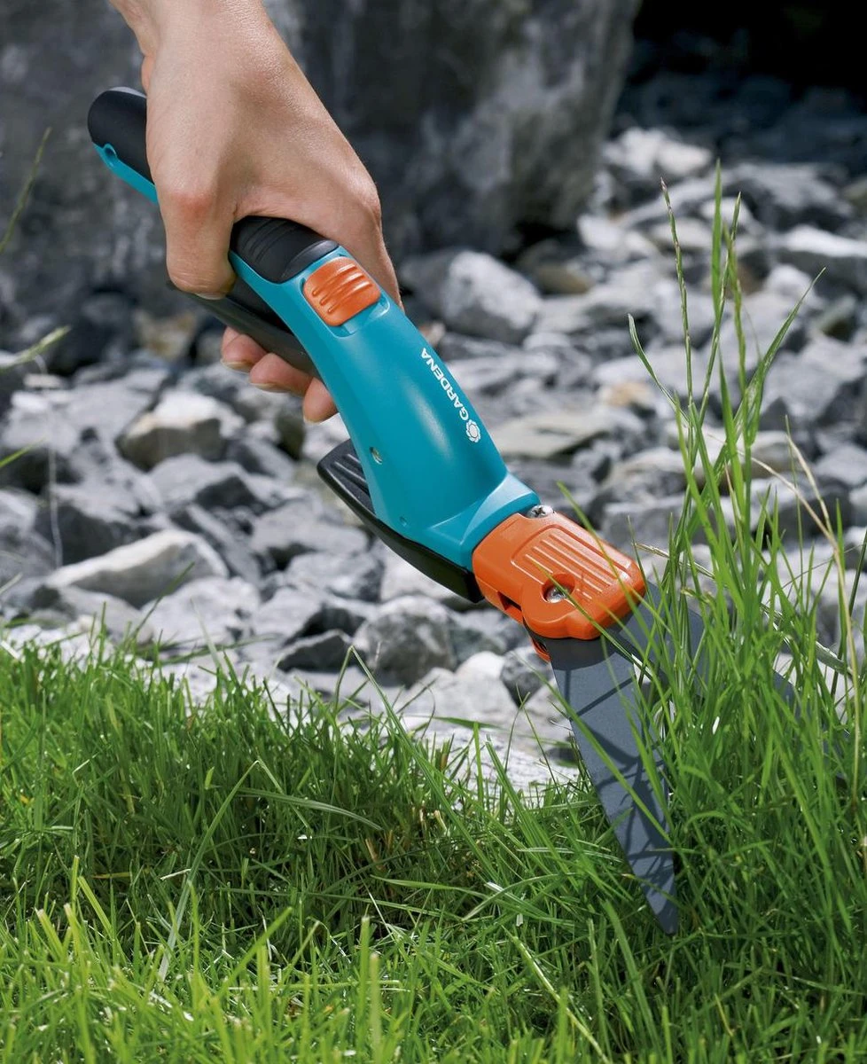 GARDENA Comfort Grasschaar - 360° Draaibaar - Antikleef Coating - Golfsnede 9 GARDENA Comfort Grasschaar - 360° Draaibaar - Antikleef Coating - Golfsnede - Afbeelding 7